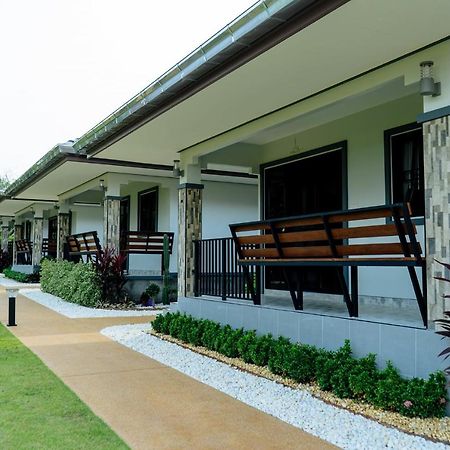 Thai Smile Resort Rayong Exterior foto